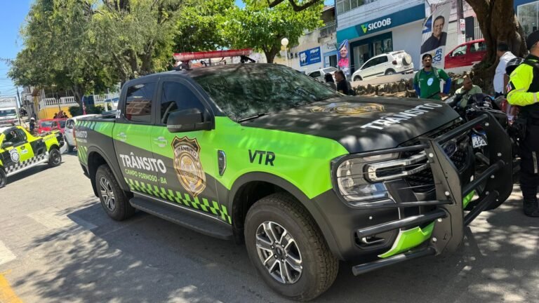 Novo veículo da Superintendência de Trânsito de Campo Formoso