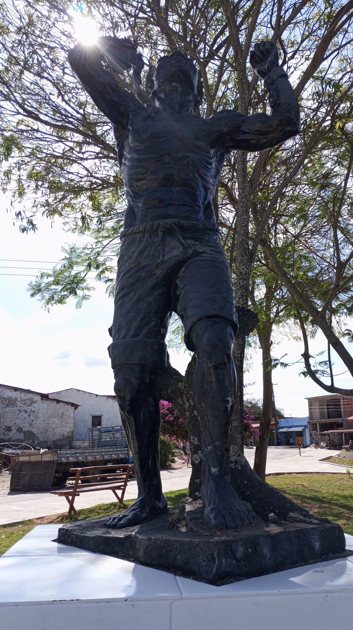Monumento a Zumbi dos Palmares em Tijuaçu